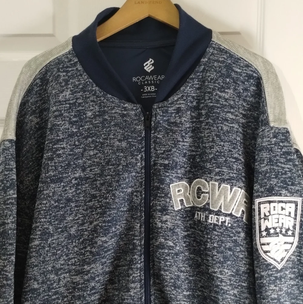 Big Men's Y2K Rocawear Navy/Gray Zip-Up Sweater Jacket
